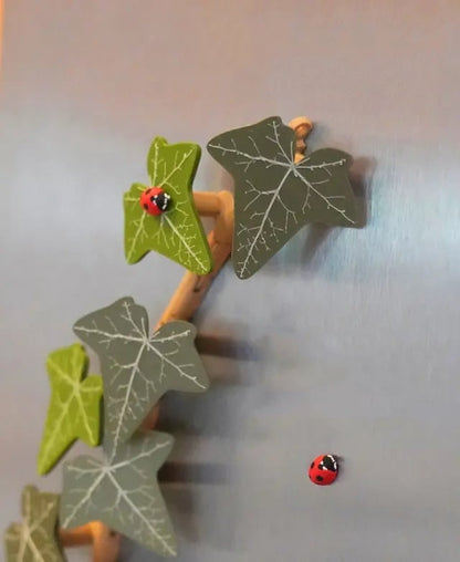 🔥Ivy Fridge Magnet with Articulating Stems